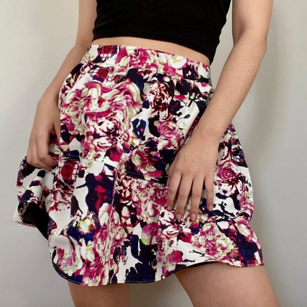 Express Women's Skirt, Size 8 (M)
